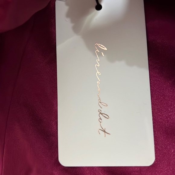 Line and Dot Valeria Feather Top - Picture 10 of 10